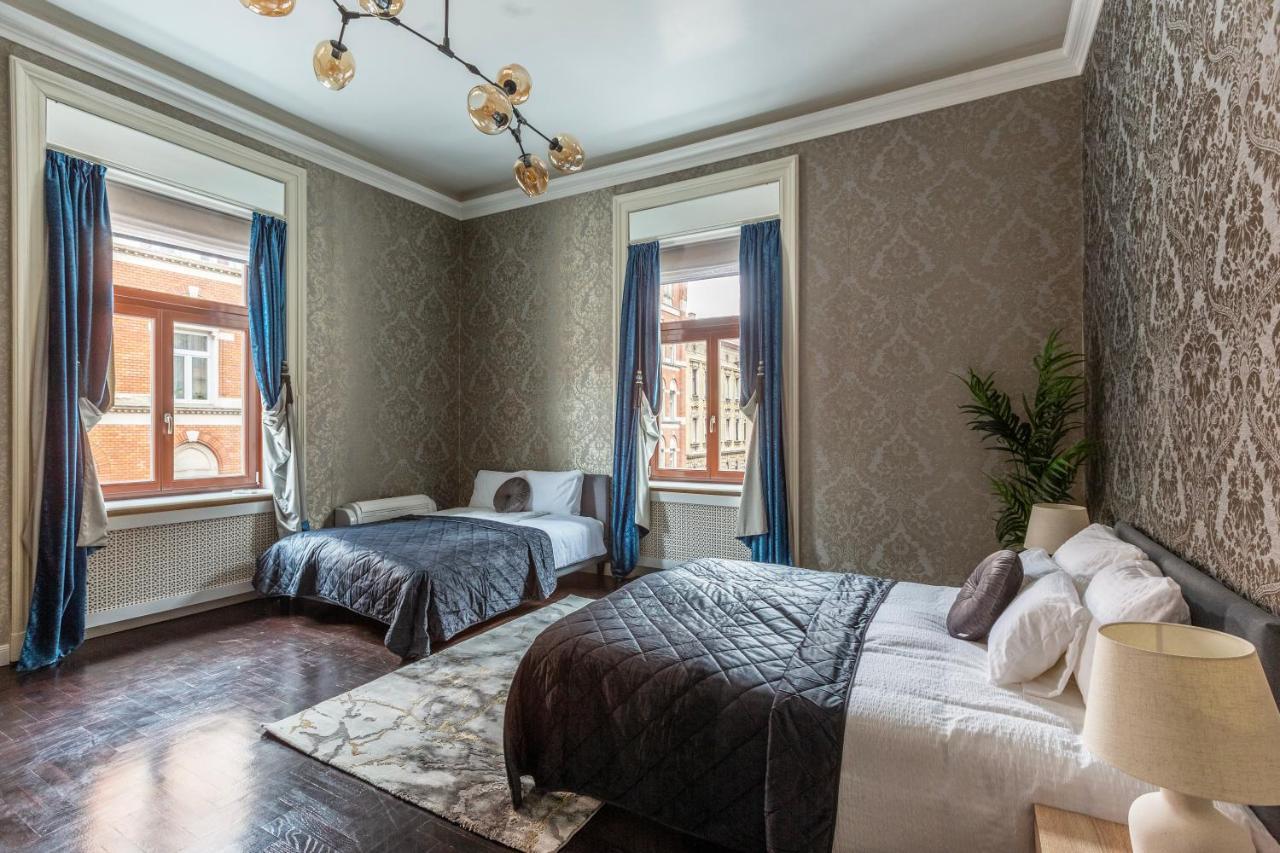 Luxury Apartment With Balcony Next To The New York Cafe Boedapest Buitenkant foto